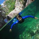 Nagez dans des eaux cristallines en Corse avec Xtremsudcanyon